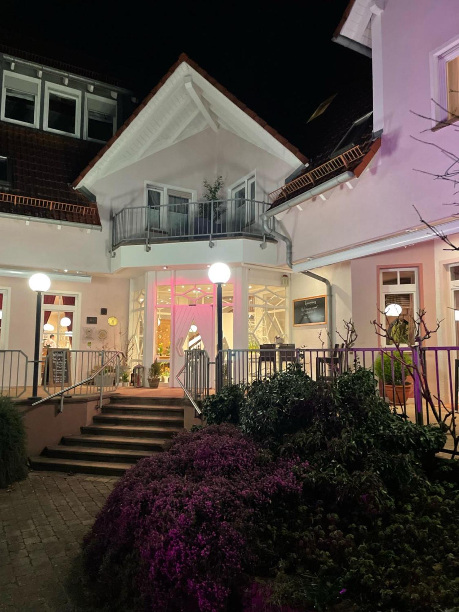 Castell & Restaurant