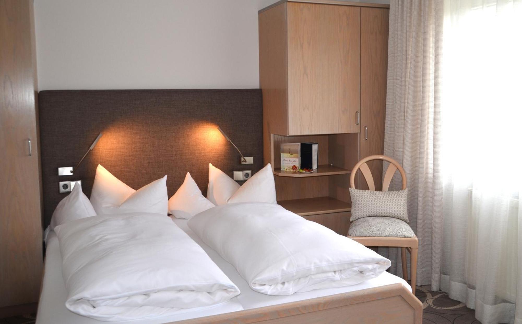 Hotel Castell & Restaurant 3*