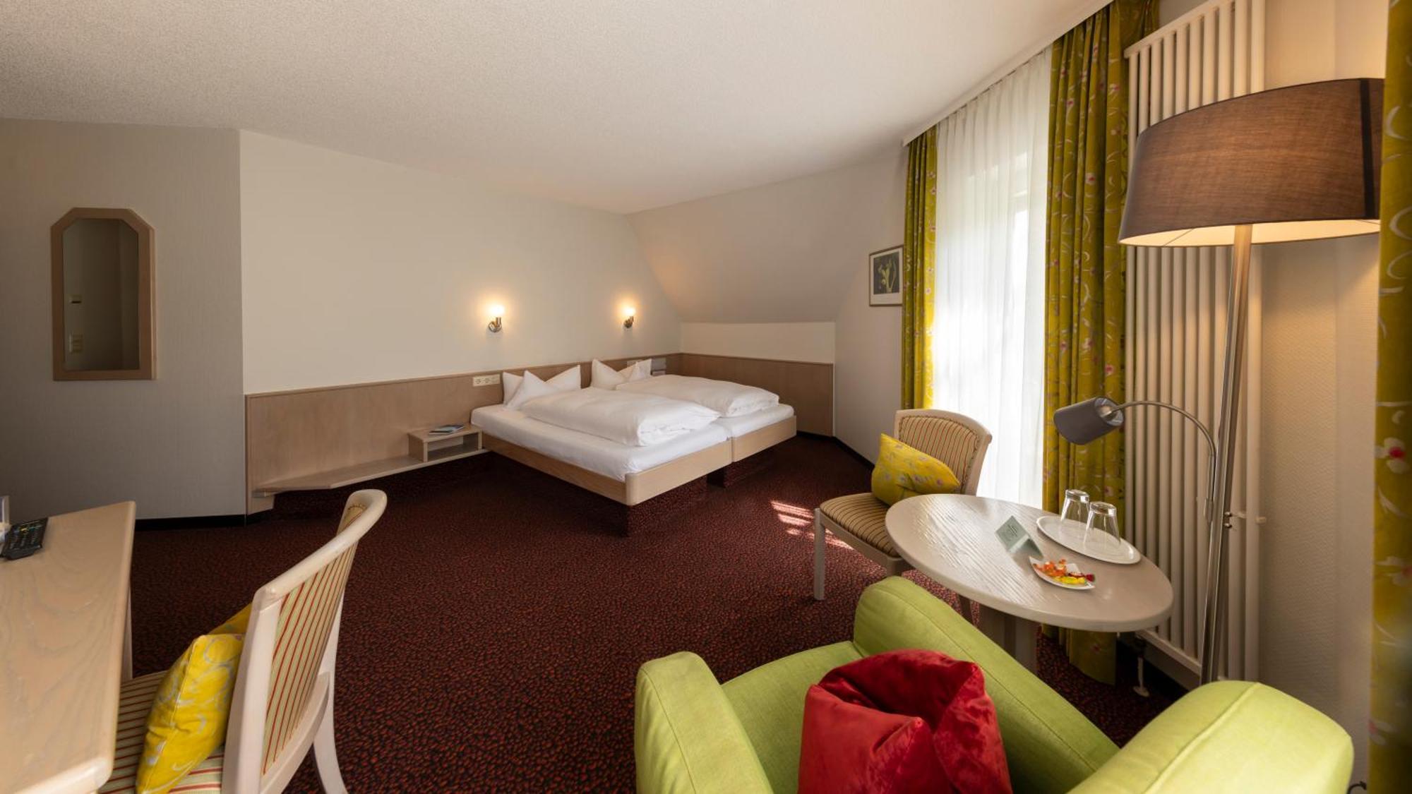 Castell & Restaurant 3*