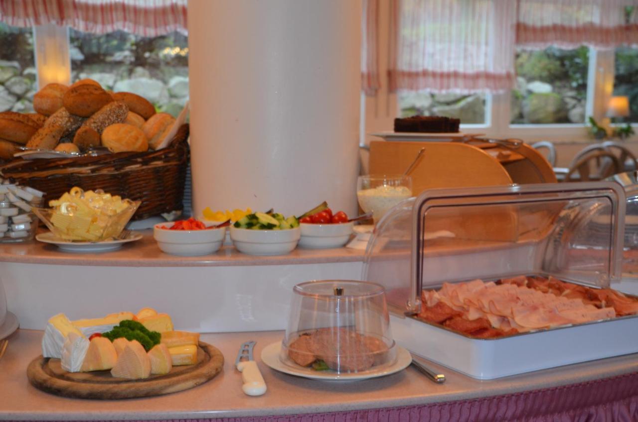 Castell & Restaurant